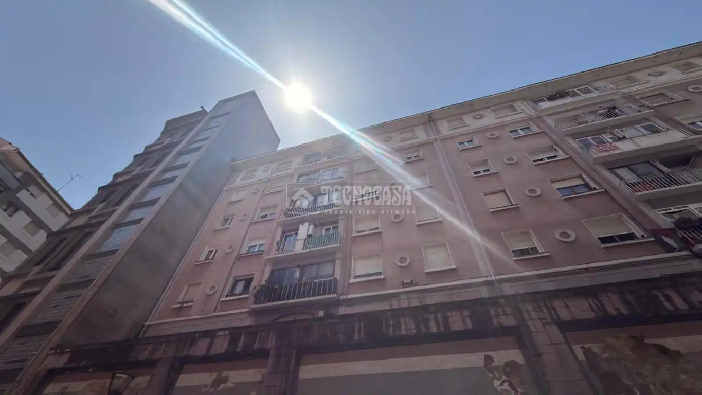 Vista exterior de Piso en venta en Bilbao 