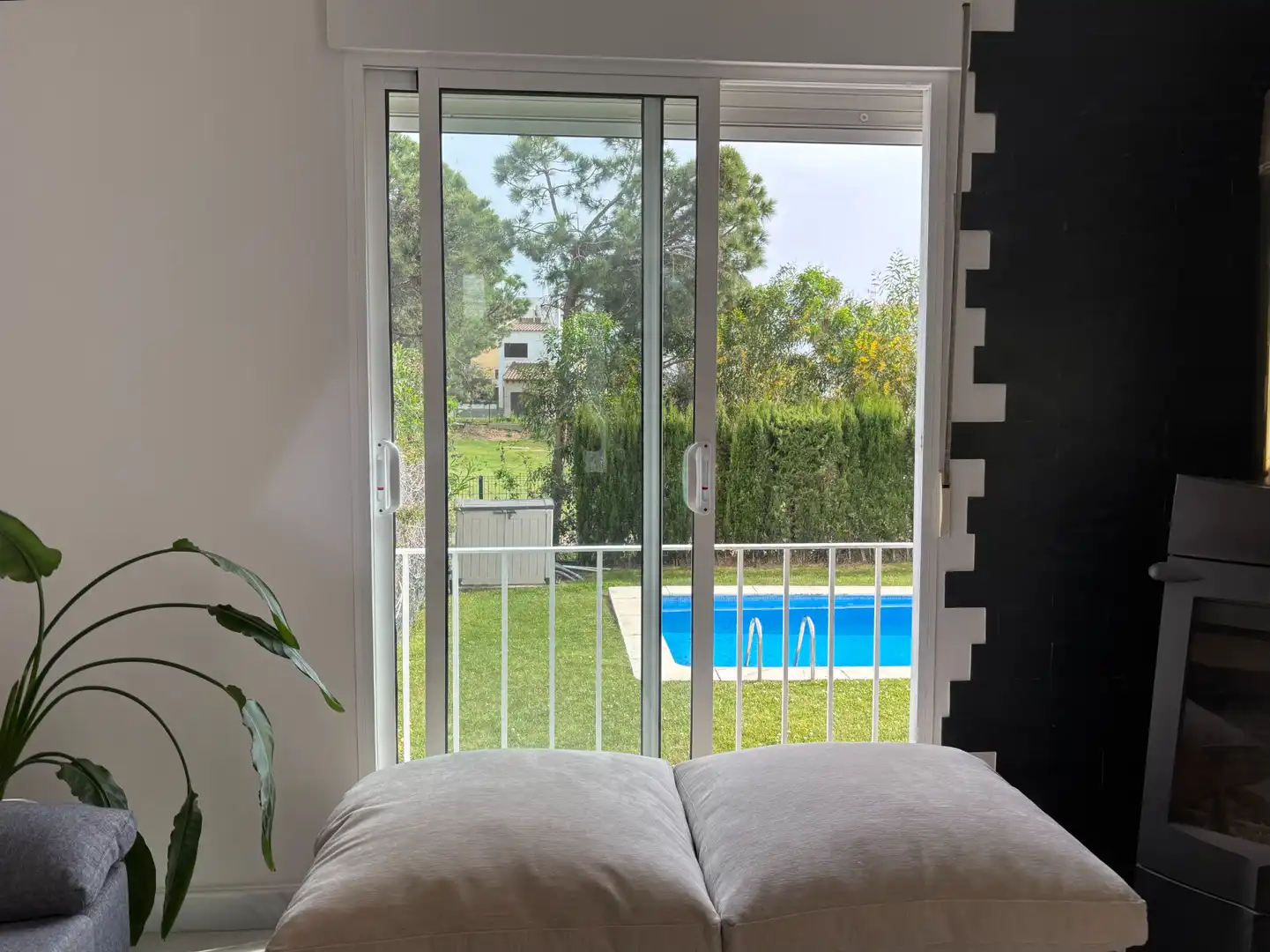 Detached homes for rent in Paseo de la Chirina, Islantilla Golf