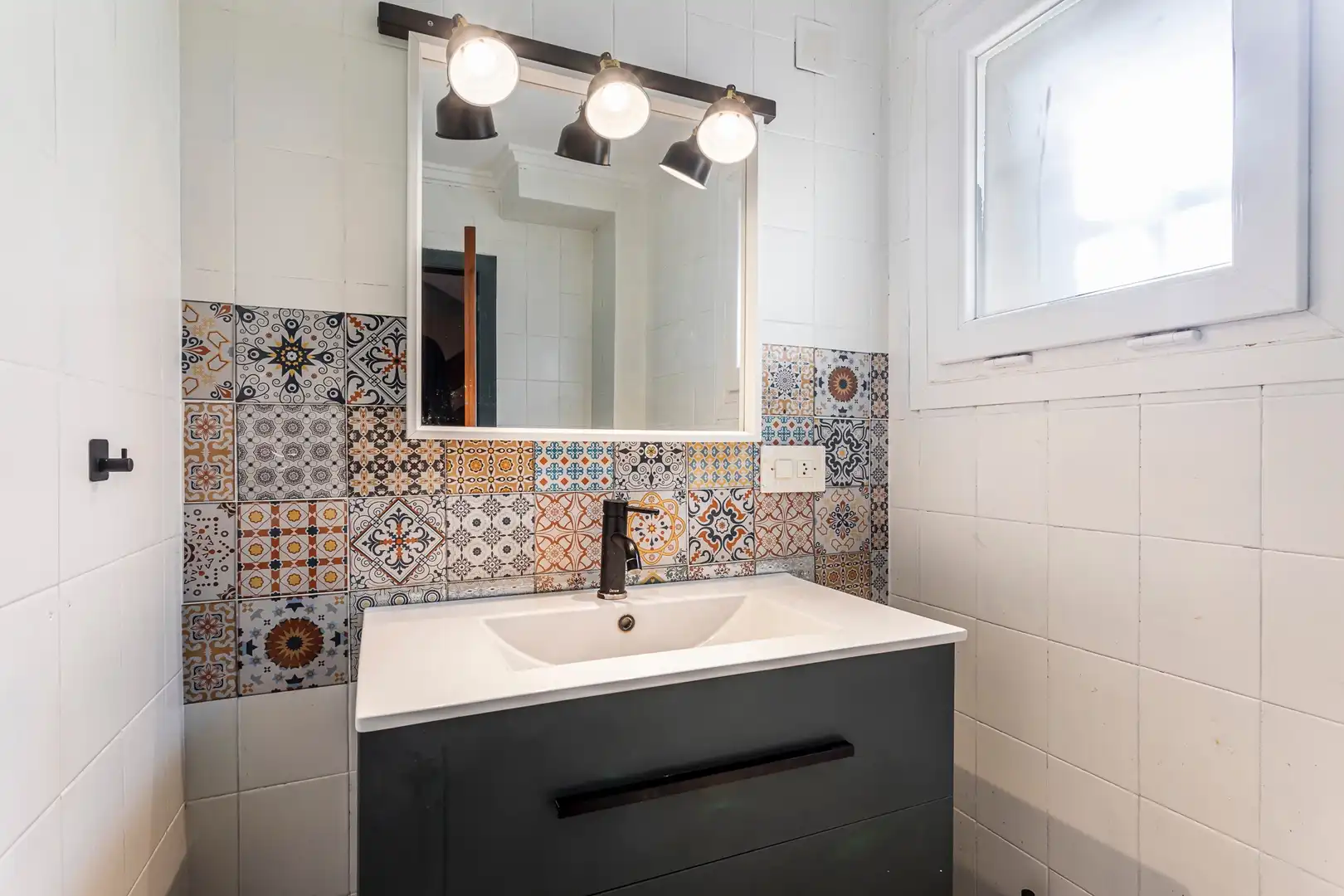 Bathroom of Houses for sale in Godelleta  with Heating, Private garden and Terrace