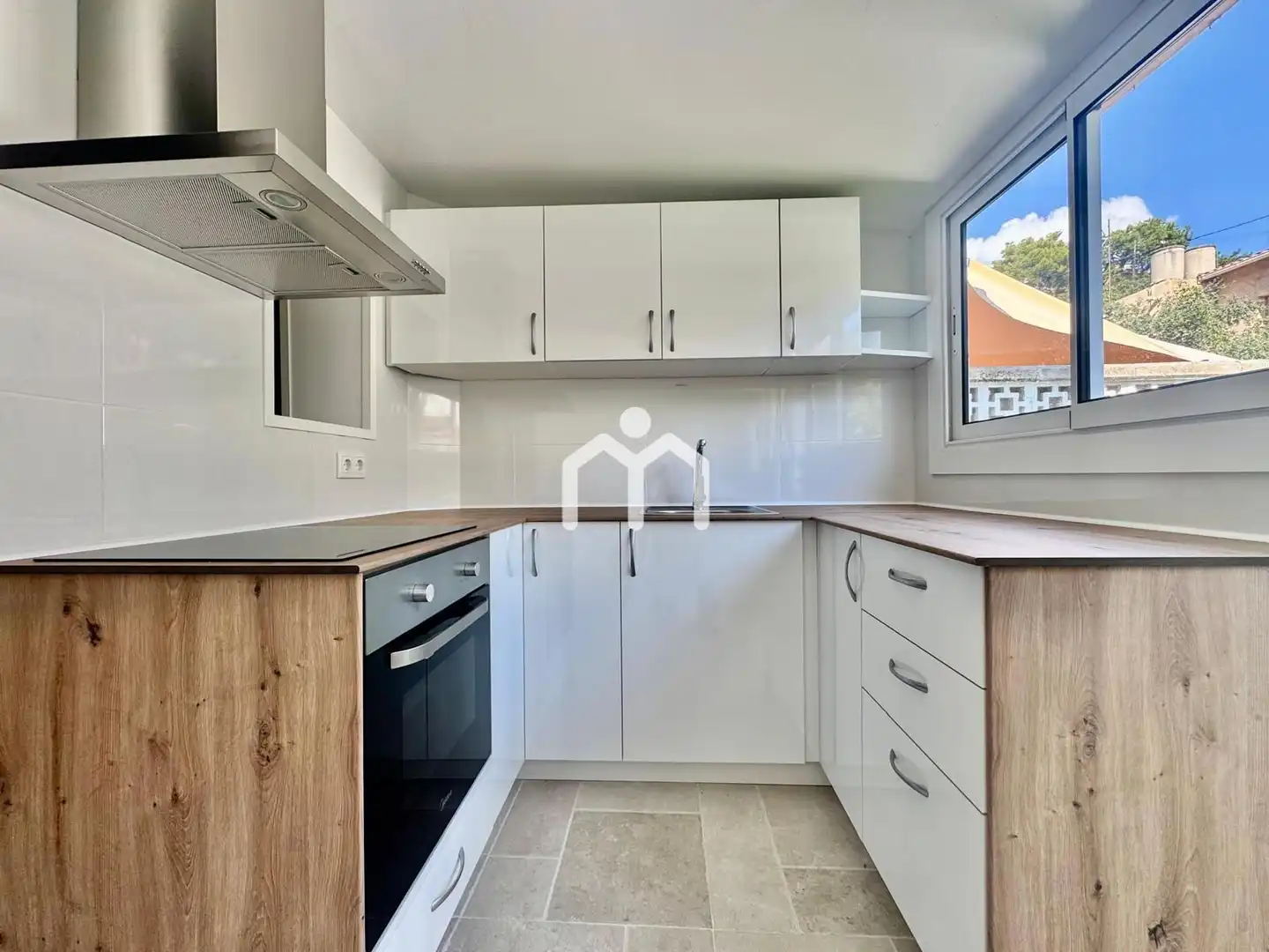 Detached homes for sale in Centre