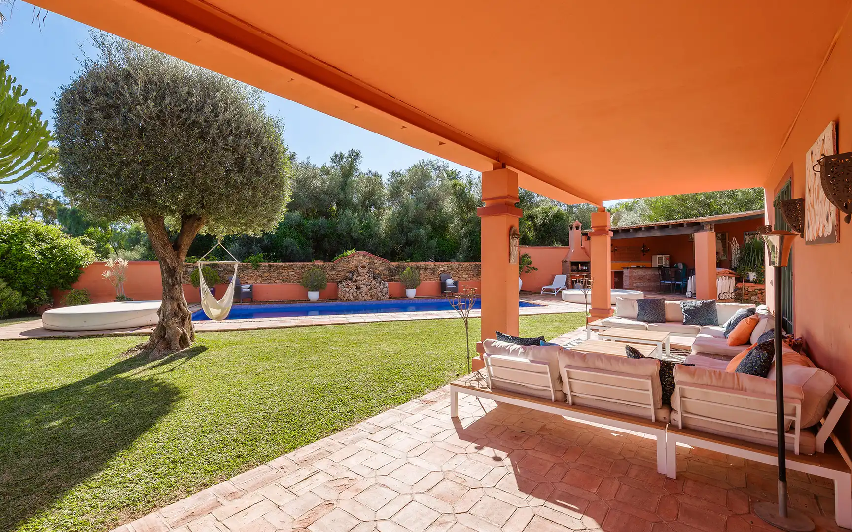 House with pool for sale in Nueva Andalucía, imagen 32