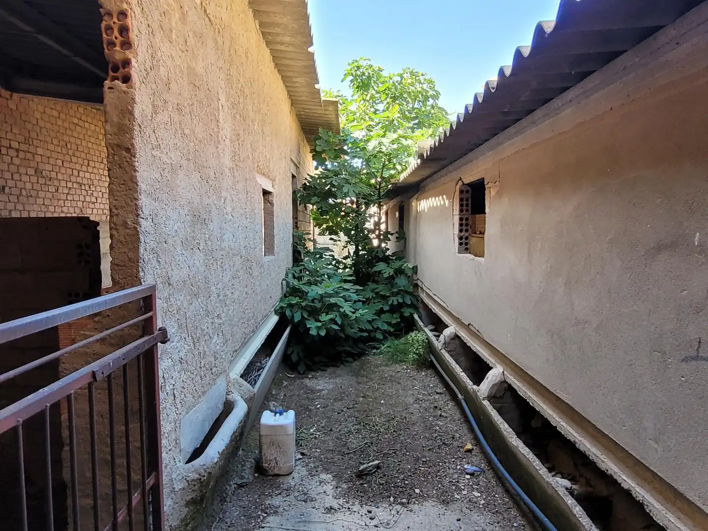 Vista exterior de Casa adosada en venta en Bellcaire d'Urgell