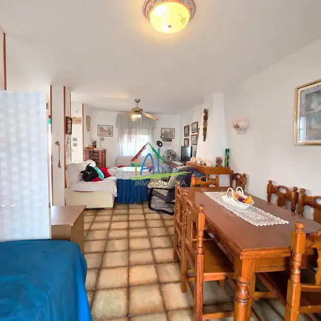 Sala d'estar de Casa adosada en venda en Almonte amb Aire condicionat, Calefacció i Terrassa