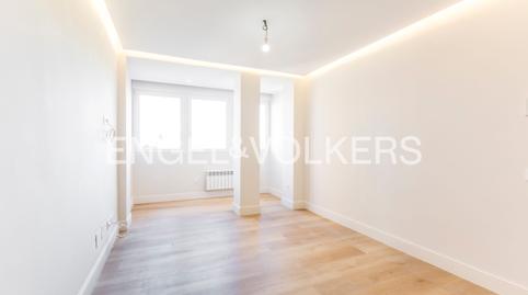 Foto 3 de Apartament en venda a Colina, Madrid