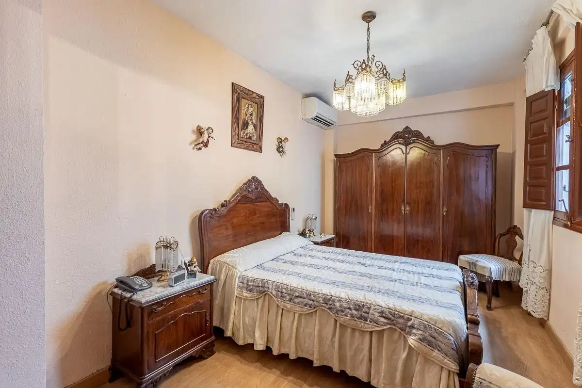 Bedroom of Houses for sale in Granada  with Terrace