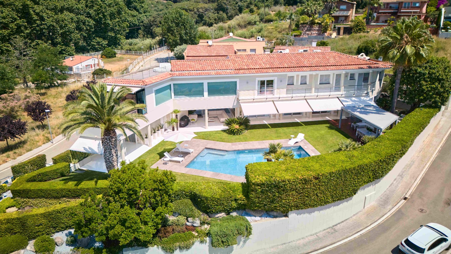 Exterior view of House or chalet for sale in Sant Pol de Mar  with Air Conditioner, Heating and Private garden