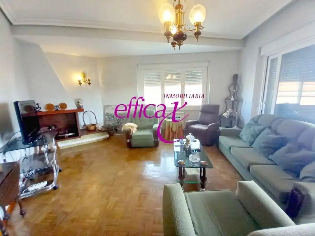 Sala de estar de Piso en venta en Torrijos con Calefacción