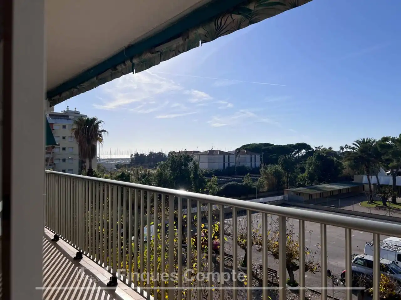 Vista exterior de Apartamento en venta en Roda de Berà con Aire acondicionado y Terraza