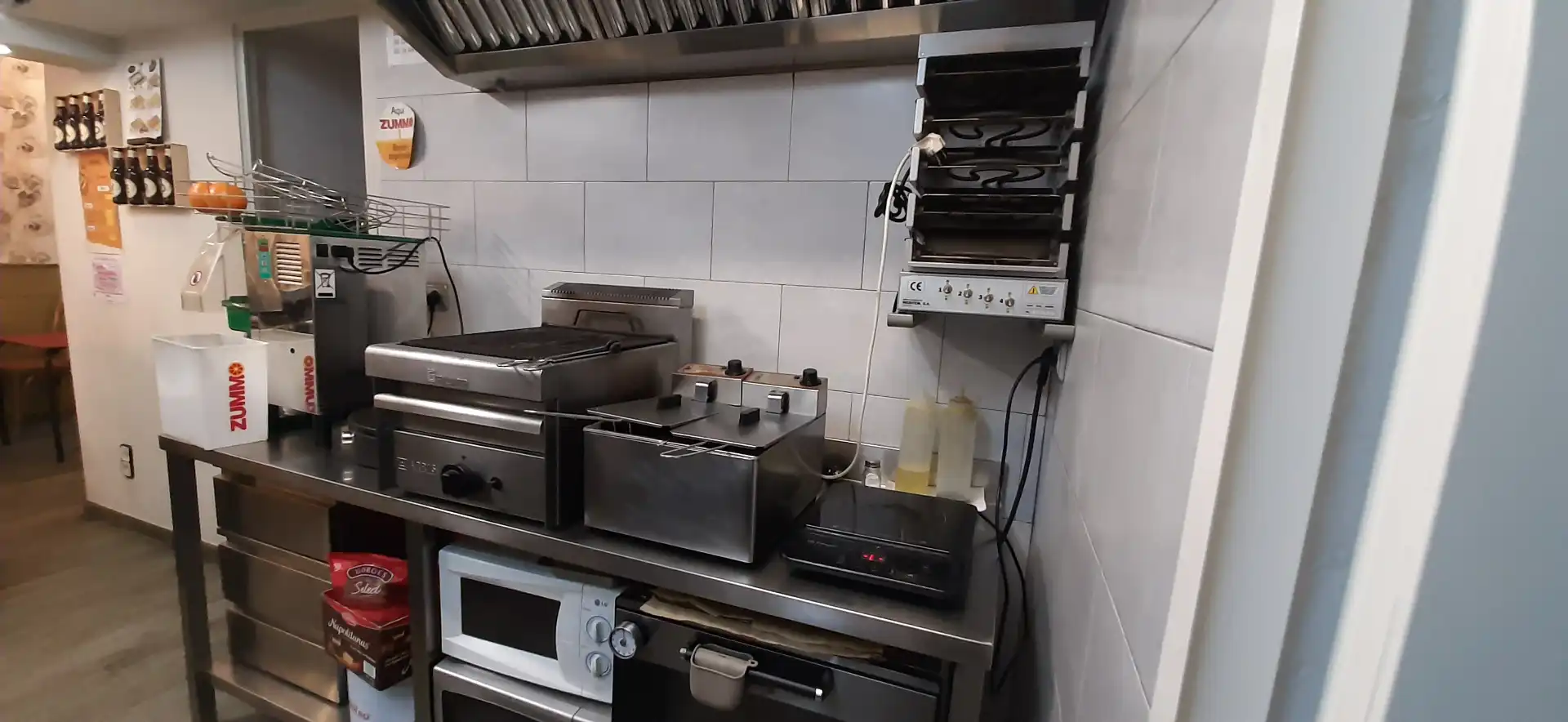 Cocina de Local en traspaso en Tàrrega con Aire acondicionado, Calefacción y Terraza