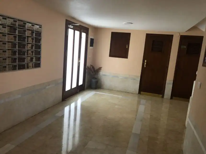 Wohnungen zur Miete in Santa Pola mit Privatgarten, Terrasse und Möbliert