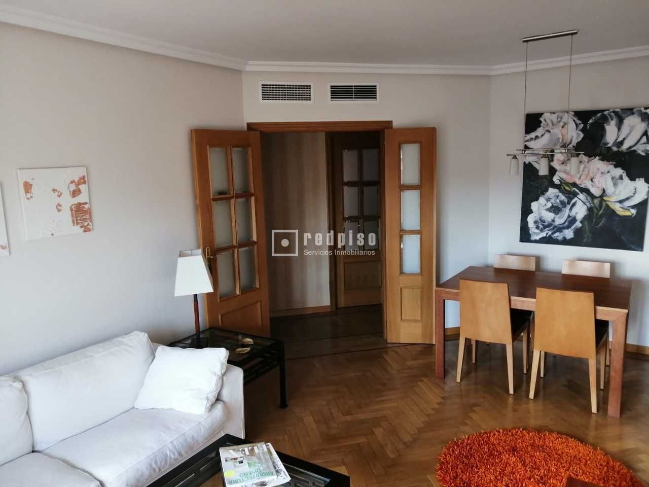 Flat to rent in Mozart, Casa de Campo