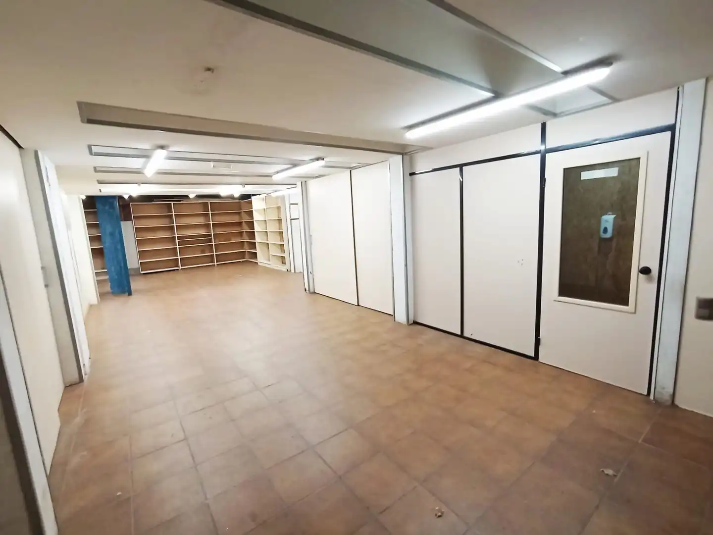 Büro zur Miete in Sud