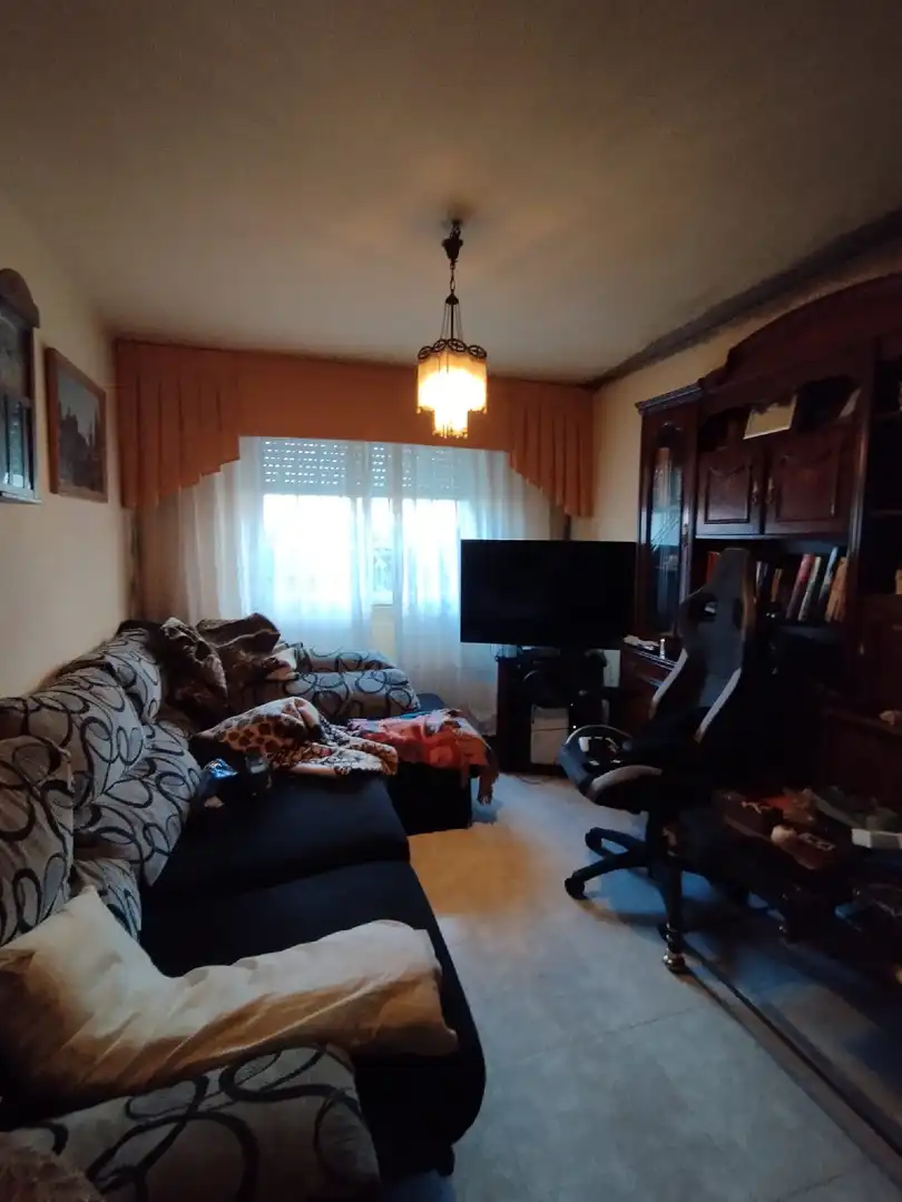 Sala d'estar de Casa o xalet en venda en Fene amb Calefacció i Moblat
