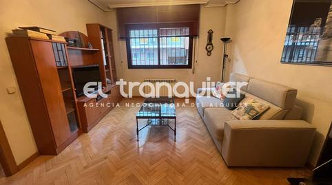 Foto 3 de Piso de alquiler en Calle Chumbera, Berruguete, Madrid