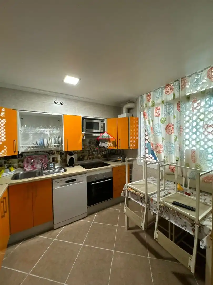 Cuina de Casa o xalet en venda en Algeciras amb Terrassa