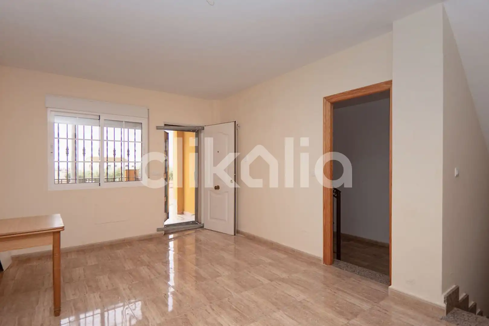 Wohnung zum Verkauf in Lorca mit Terrasse und Abstellraum