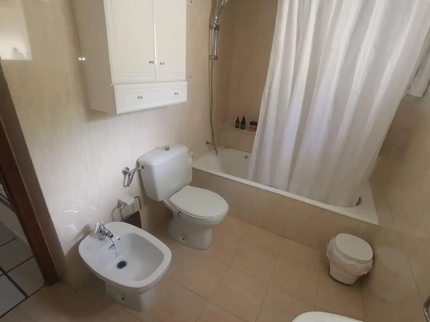 Bathroom of Houses for sale in Oliva  with Air Conditioner, Heating and Private garden