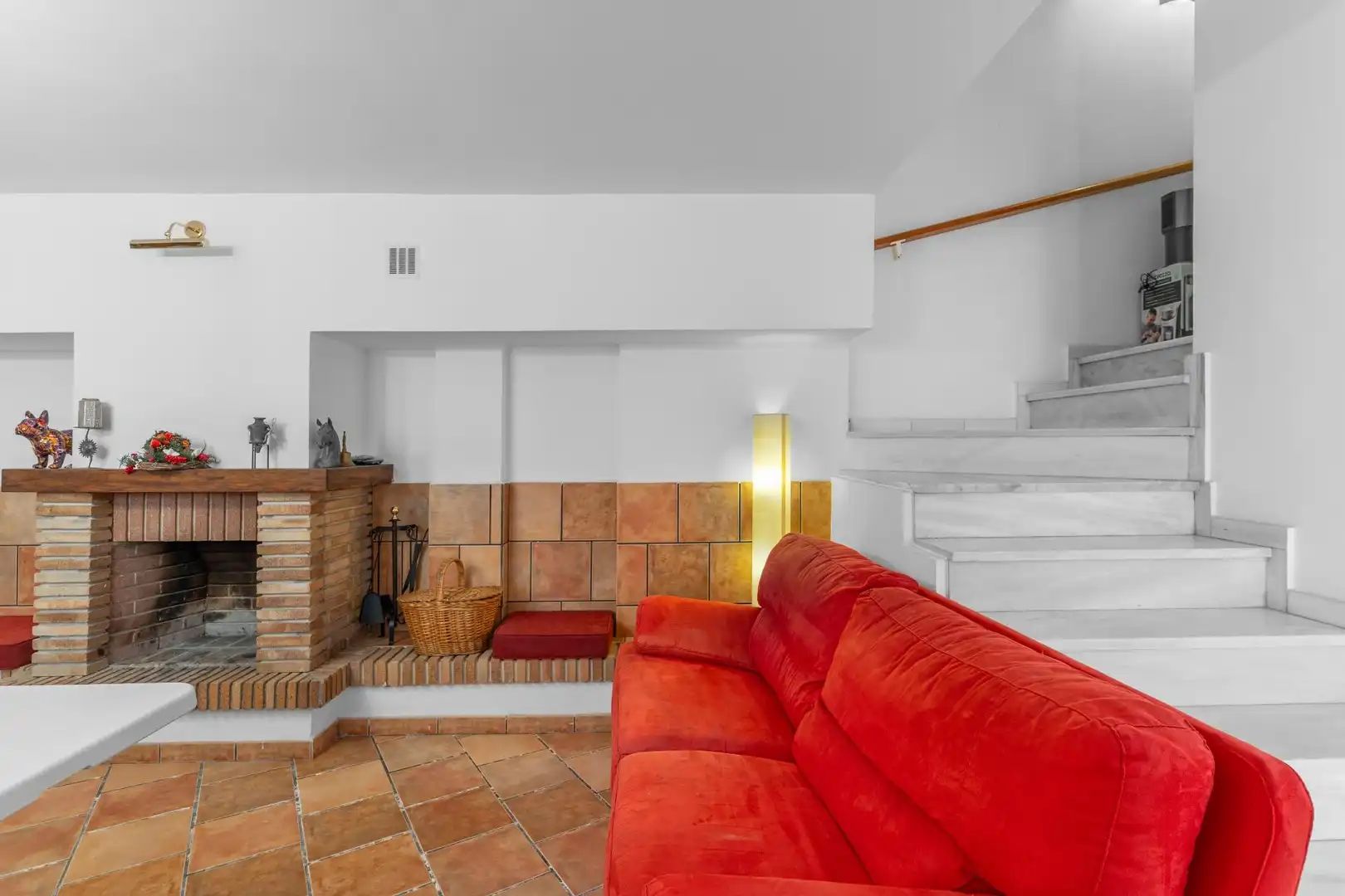 Sala d'estar de Dúplex en venda en Almería amb Aire condicionat, Calefacció i Jardí privat