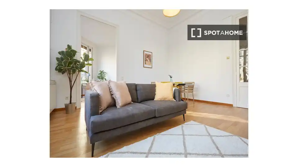 Flat with terrace to rent in Eixample, imagen 3