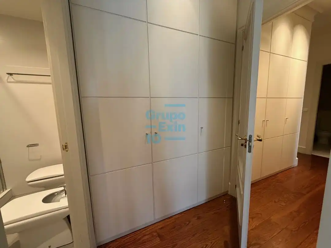 Flat for rent in Área Romántica