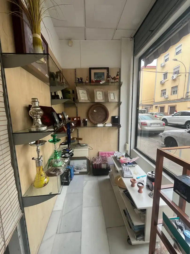 Business premises for sale in Amante Laffon, imagen 4