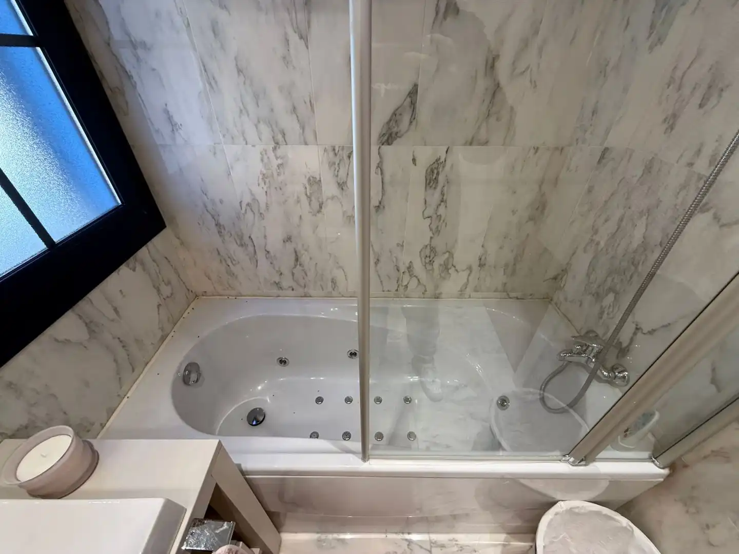 Baño de Piso en venta en Noja con Calefacción, Terraza y Balcón