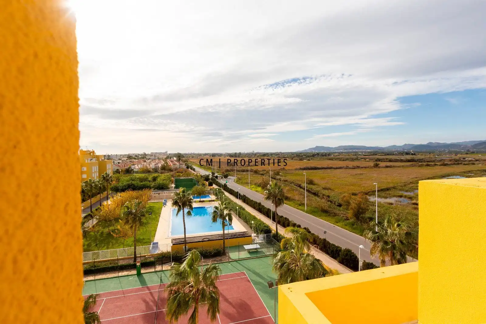 Attic for rent in Salines, de Les, Corinto - Almarda