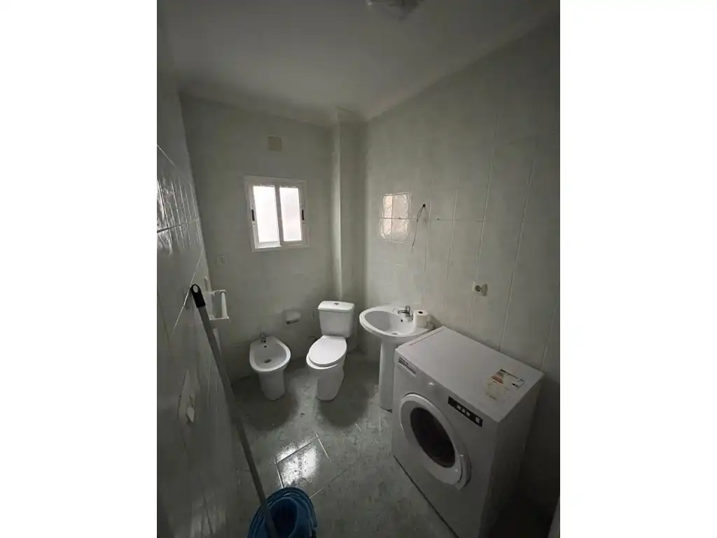 Bany de Apartament de lloguer en Puertollano