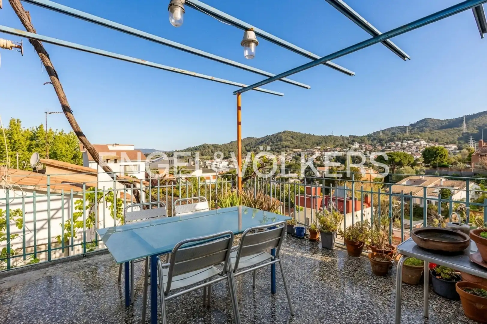 Terrassa de Casa o xalet en venda en Sant Just Desvern amb Calefacció i Parquet