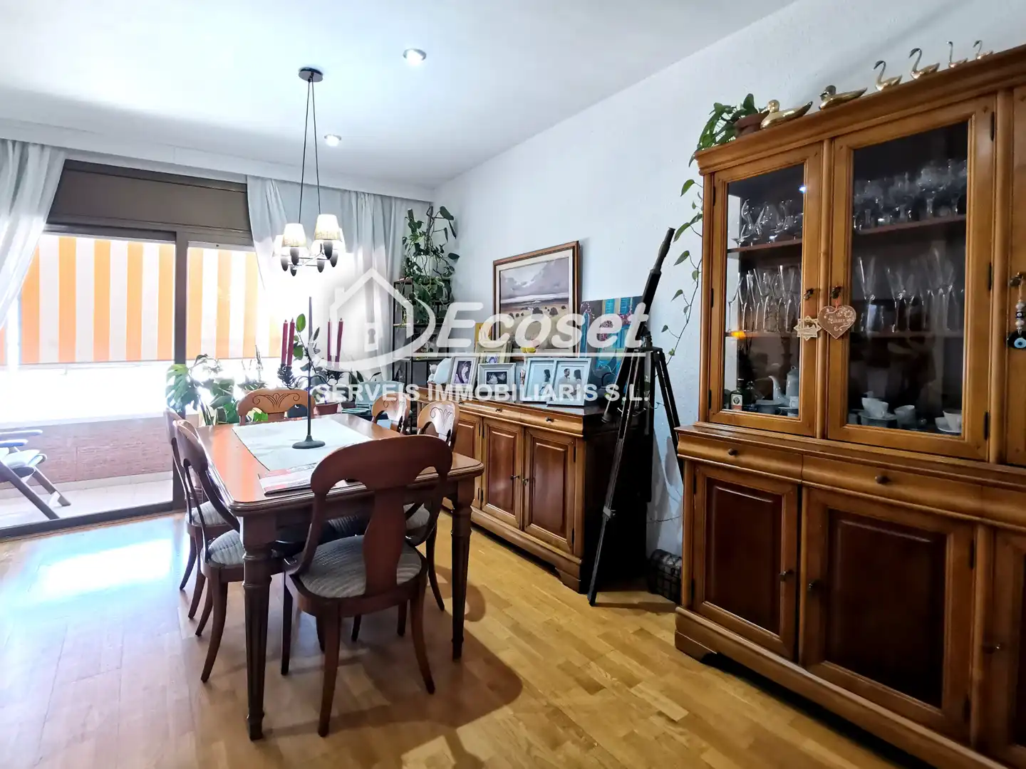 Esszimmer von Maisonette zum Verkauf in Cornellà de Llobregat mit Klimaanlage, Parkett und Terrasse