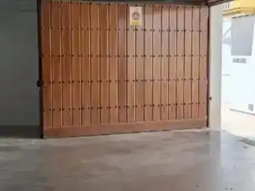Aparcament de Casa adosada en venda en Estepa amb Aire condicionat i Balcó