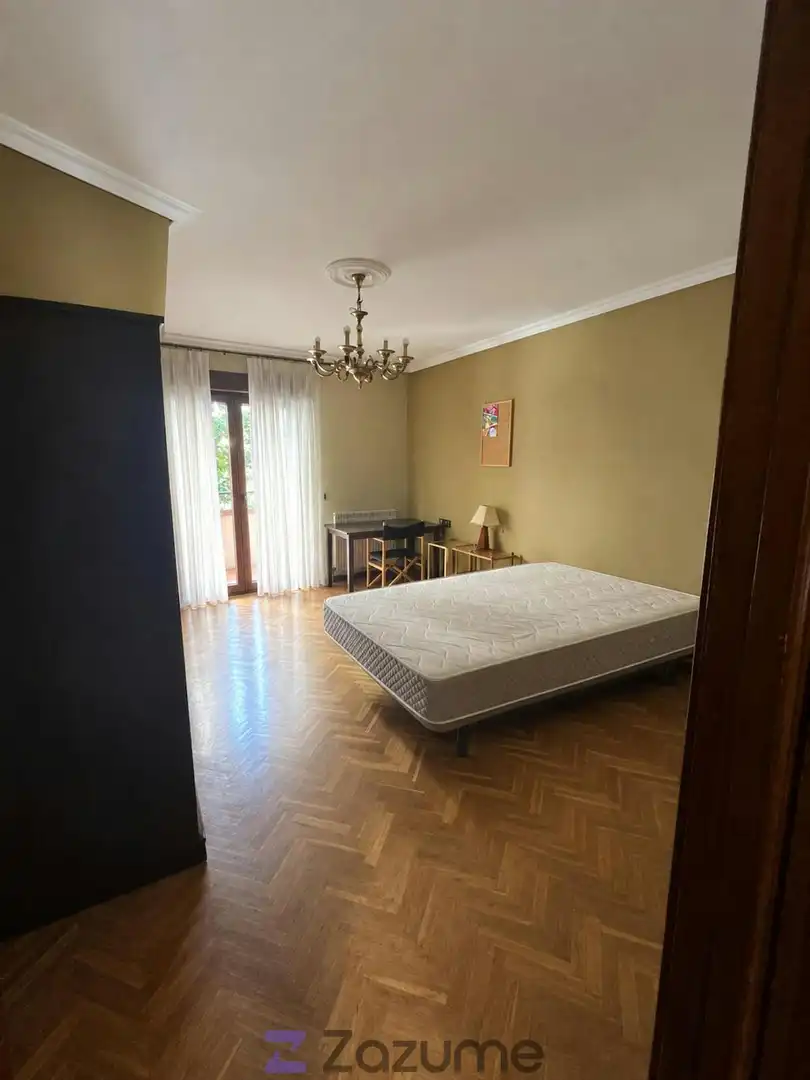 Bedroom of Flat for rent in Salamanca  with Heating, Parquet flooring and Terrace
