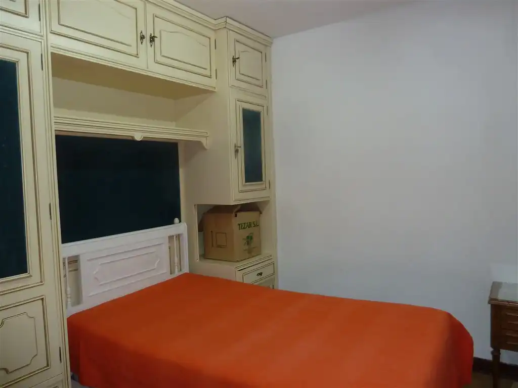 Habitación de Piso en venta en  Pamplona / Iruña con Calefacción, Parquet y Terraza