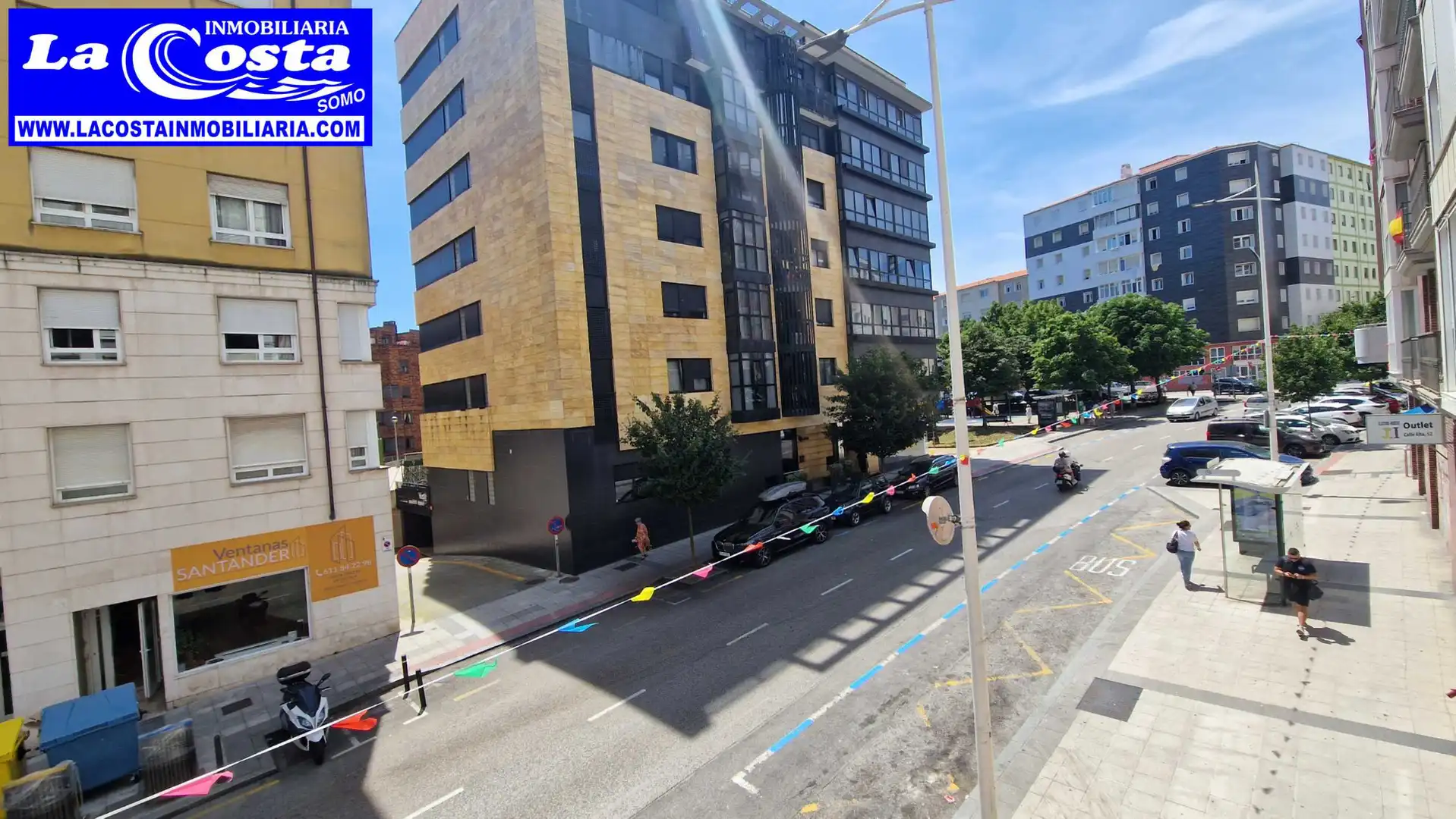 Exterior view of Flat for sale in Santander  with Parquet flooring, Oven and Washing machine