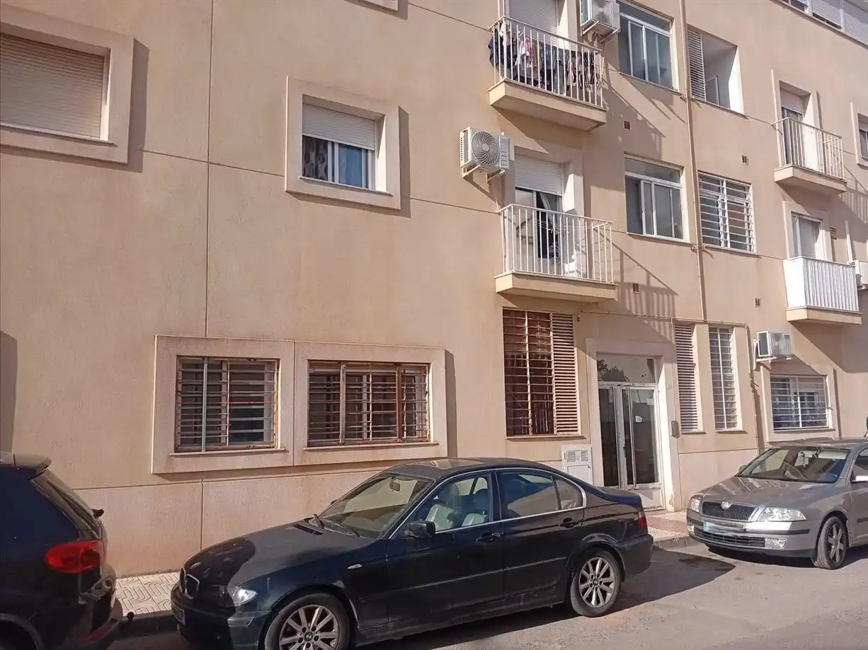 Außenansicht von Wohnung zum Verkauf in Roquetas de Mar