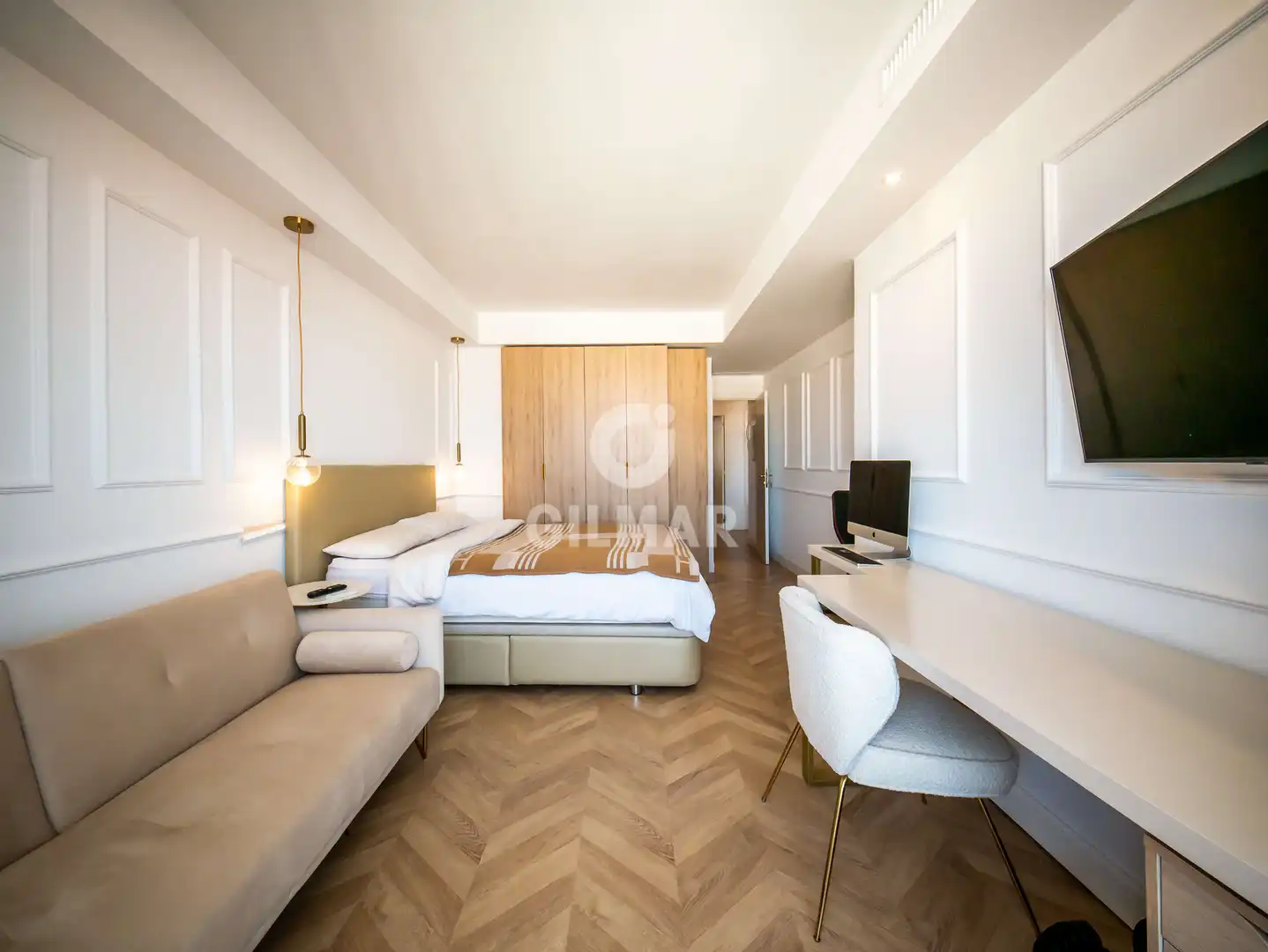 Schlafzimmer von Dachboden zum Verkauf in Madrid mit Heizung, Abstellraum und Balkon