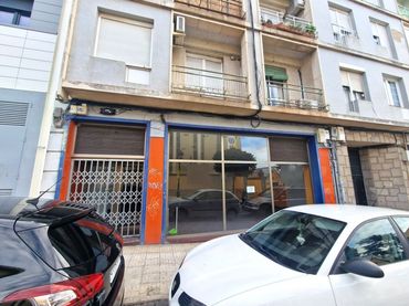 Local comercial en venda a Avenida JUAN CARLOS I