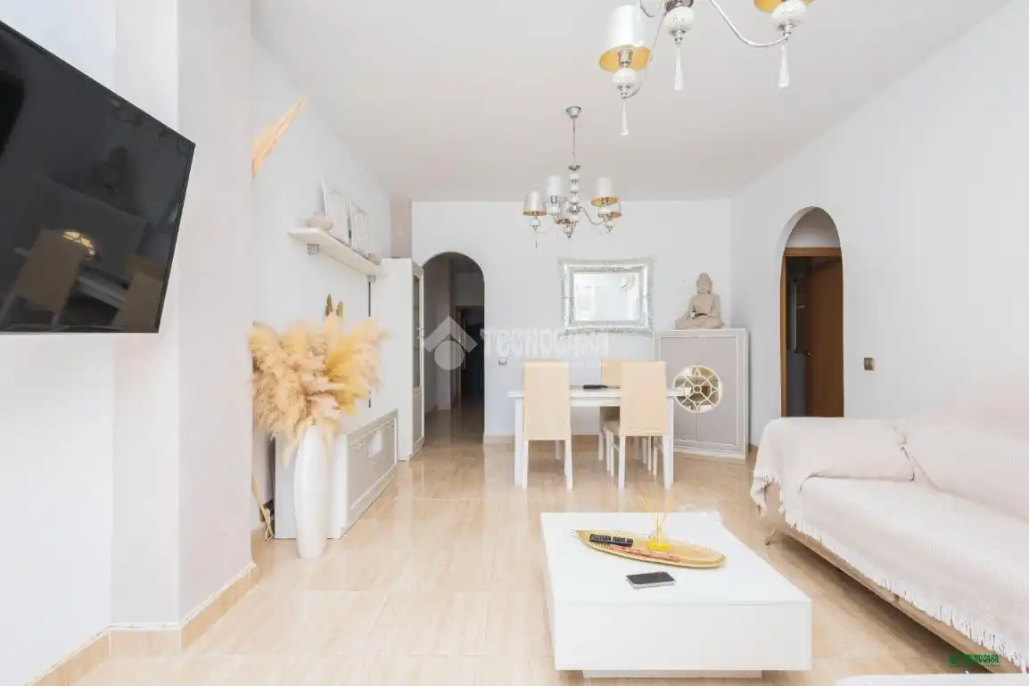 Flat with pool for sale in Vera Ciudad, imagen 2