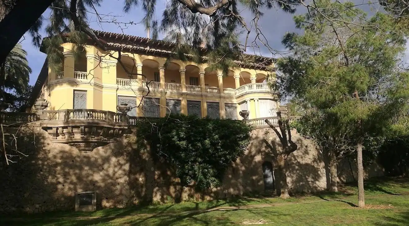 Exterior view of Flat for sale in Esplugues de Llobregat
