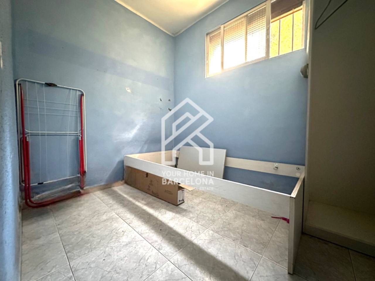 Bedroom of Flat for sale in  Barcelona Capital  with Storage room