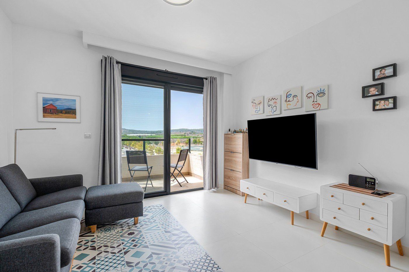 Sala d'estar de Apartament en venda en San Miguel de Salinas amb Aire condicionat, Traster i Moblat