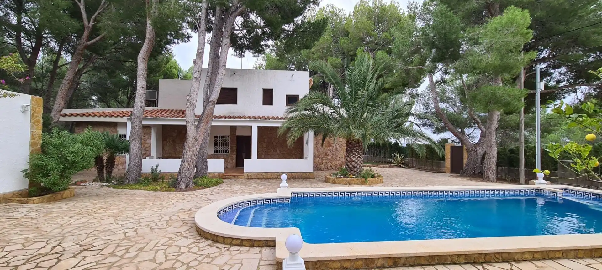 Piscina de Casa o xalet en venda en L'Ametlla de Mar  amb Aire condicionat, Calefacció i Jardí privat