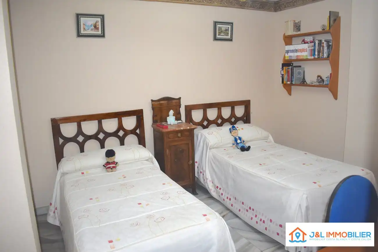Schlafzimmer von Wohnungen zum Verkauf in Partidas de Alicante