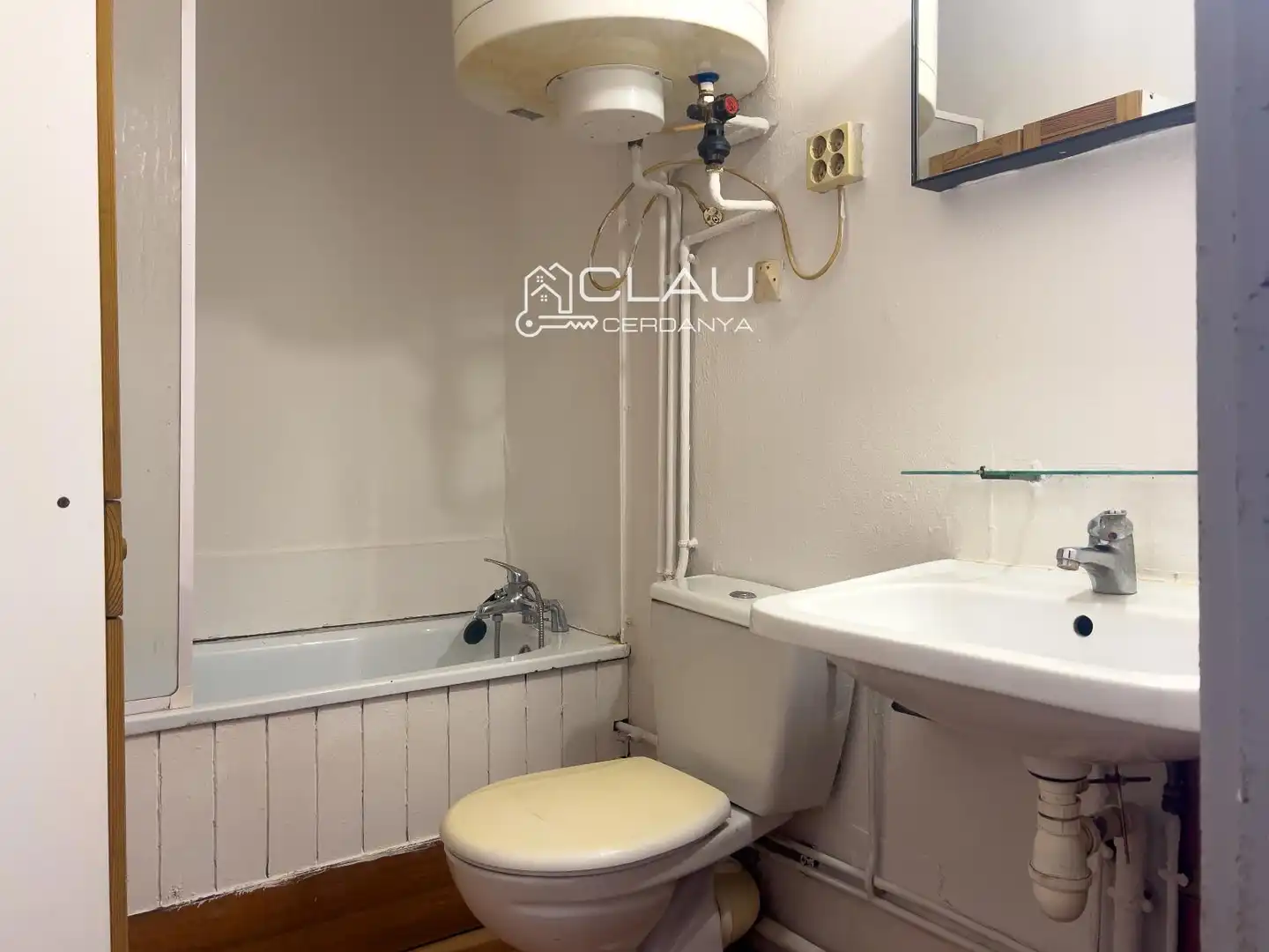 Baño de Piso en venta en Sainte - Léocadie con Calefacción, Parquet y Terraza