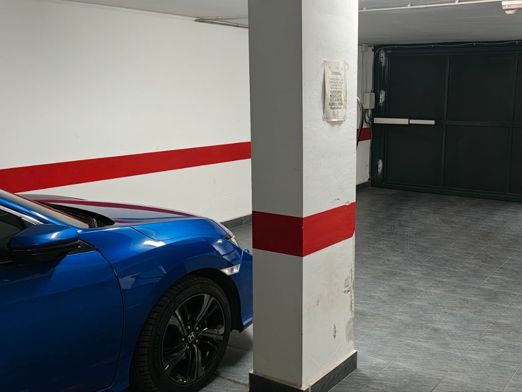 Aparcament de Garatge en venda en Manises