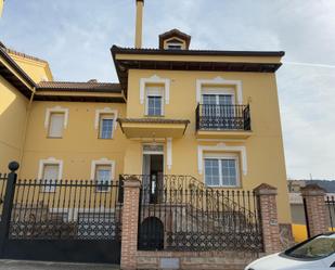 Vista exterior de Casa o xalet en venda en Aranzueque amb Calefacció, Terrassa i Alarma