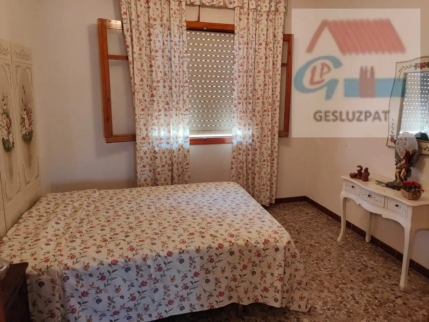 Dormitori de Casa adosada en venda en Corral de Almaguer amb Jardí privat, Parquet i Terrassa