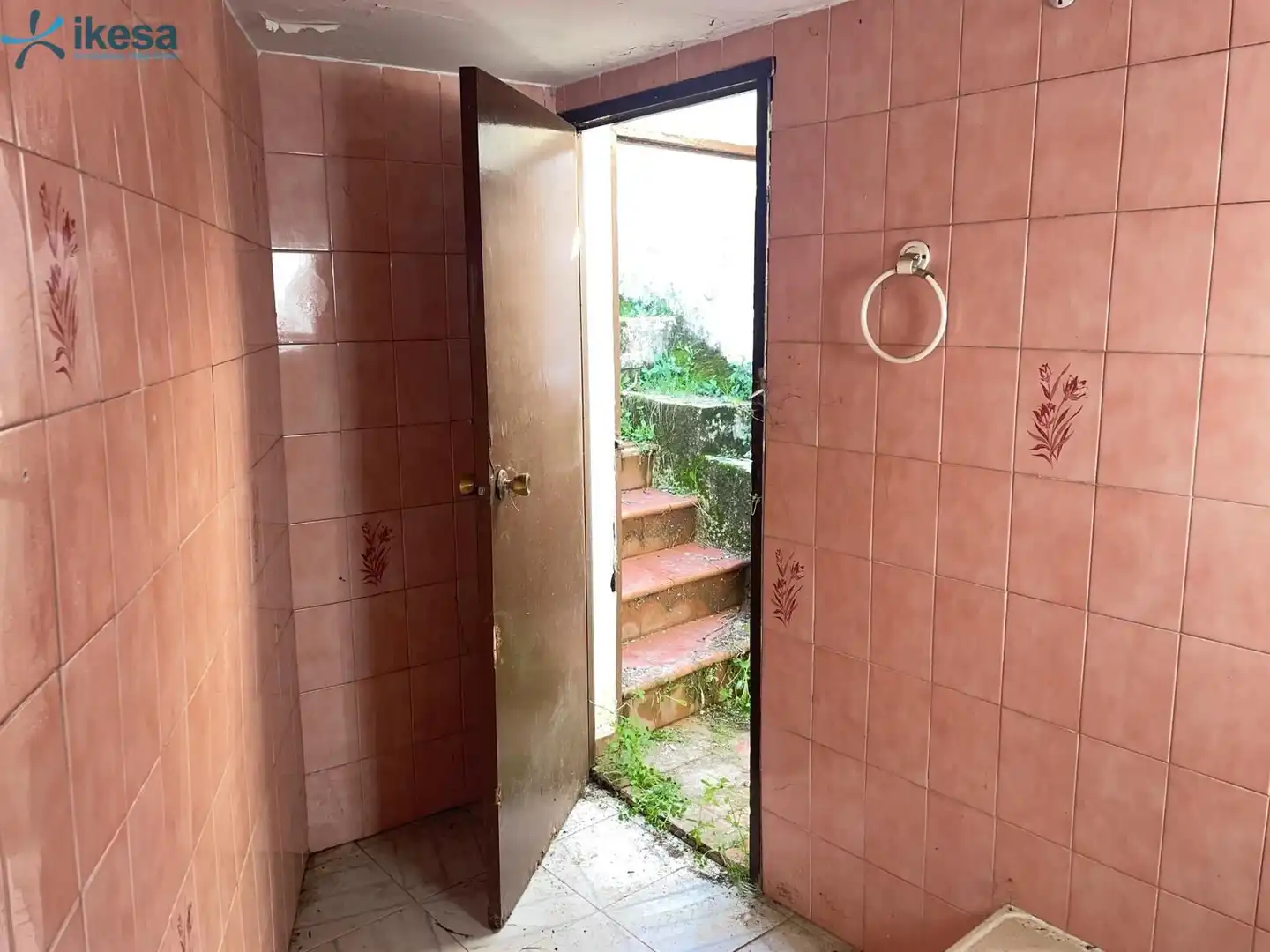 Casa adosada en venta en Constantina