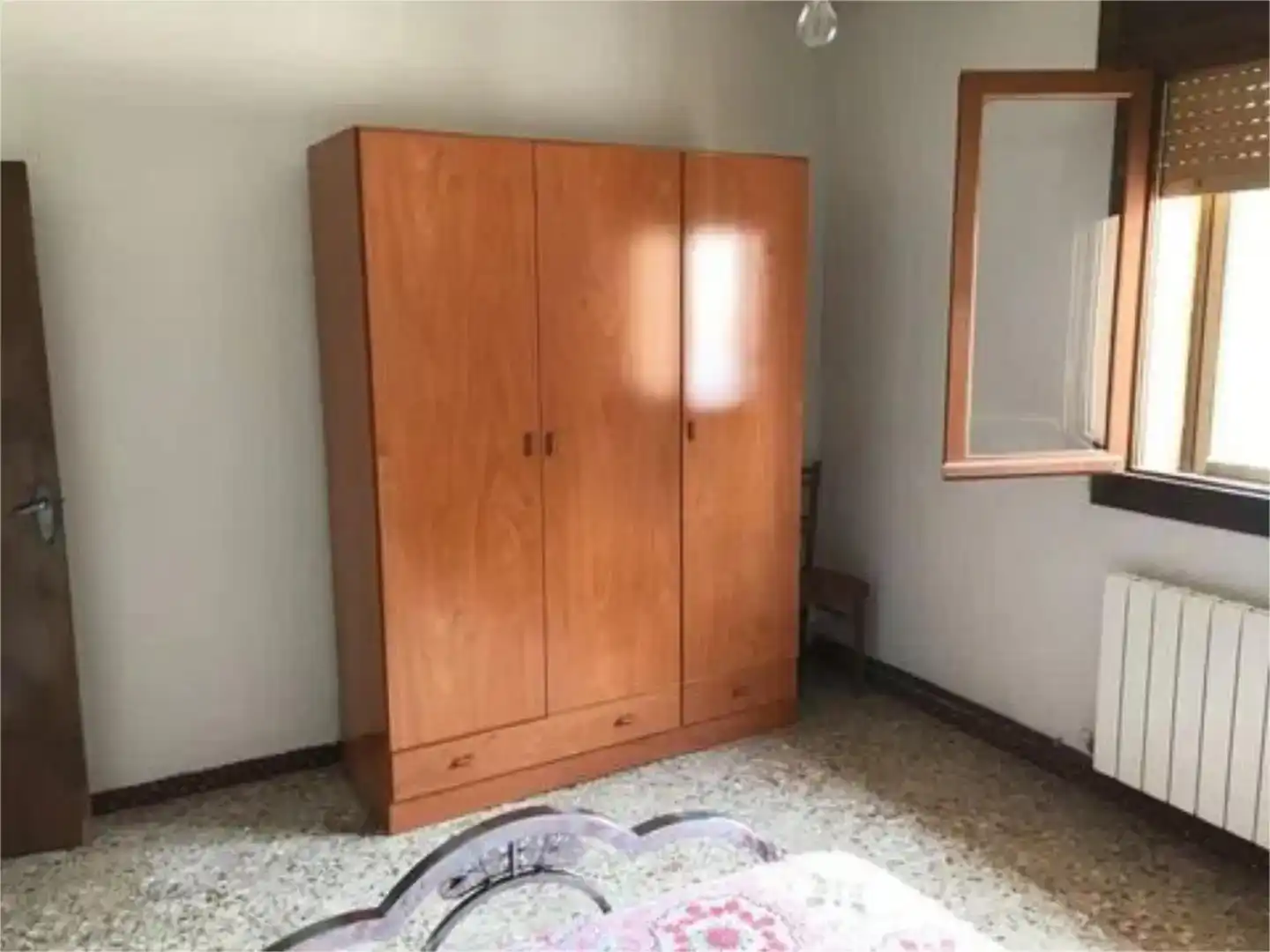 Habitación de Finca rústica en venta en Cuéllar con Jardín privado y Amueblado