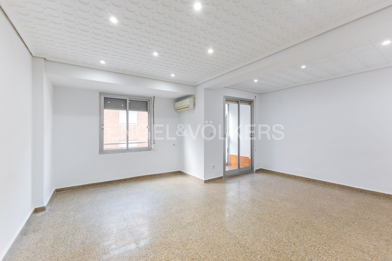 Sala d'estar de Apartament de lloguer en Burjassot amb Aire condicionat, Calefacció i Balcó